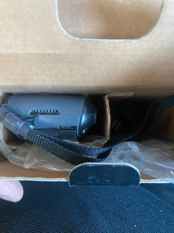 New Garmin GPSMAP 78s Handheld Marine GPS Bundle +8Gb micorSD Card Free Shipping - Image 2 of 4