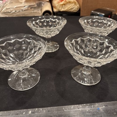 Vintage Pressed Glass Dessert Cups Sherbet Dishes Starburst Pattern Set of 4 3¼ 