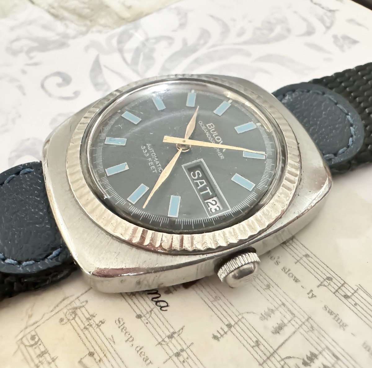 VINTAGE MENS BULOVA AUTOMATIC OCEANOGRAPHER 333 WRISTWATCH VINTAGE MENS BULOVA AUTOMATIC OCEANOGRAPHER 333 WRISTWATCH