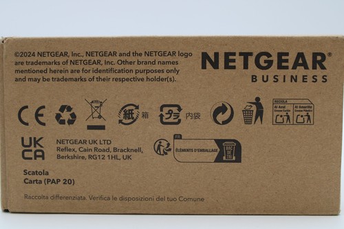NETGEAR 8-Port PoE+ Gigabit Ethernet Smart Managed Plus Switch GS308EP-100NAS - Picture 3 of 9