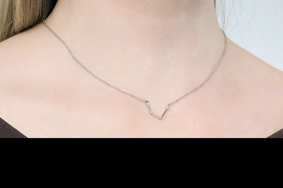 ¡Dale sus estrellas! Collar Moissanita Zodiaco Acuario-NUEVO EN CAJA-por Francis Claire Foto 2 de 4