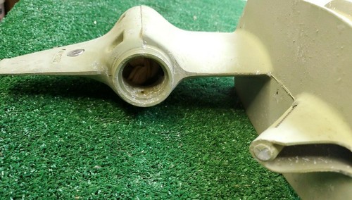 382573 Gearcase Genuine OMC skeg 0382573 382576 (cast) - 第 9/11 張圖片