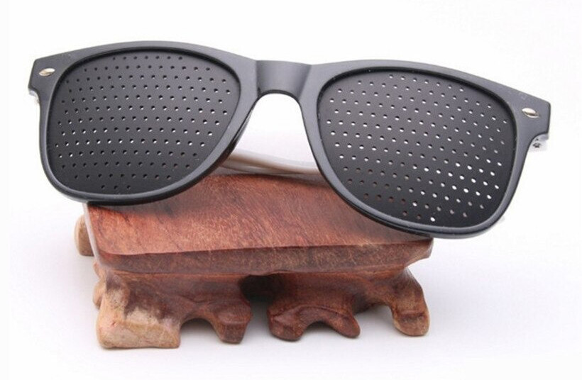 GAFAS PIÑOLE PINHOLE DE AGUJEROS ANTI PRESBICIA MIOPÍA Y OTROS