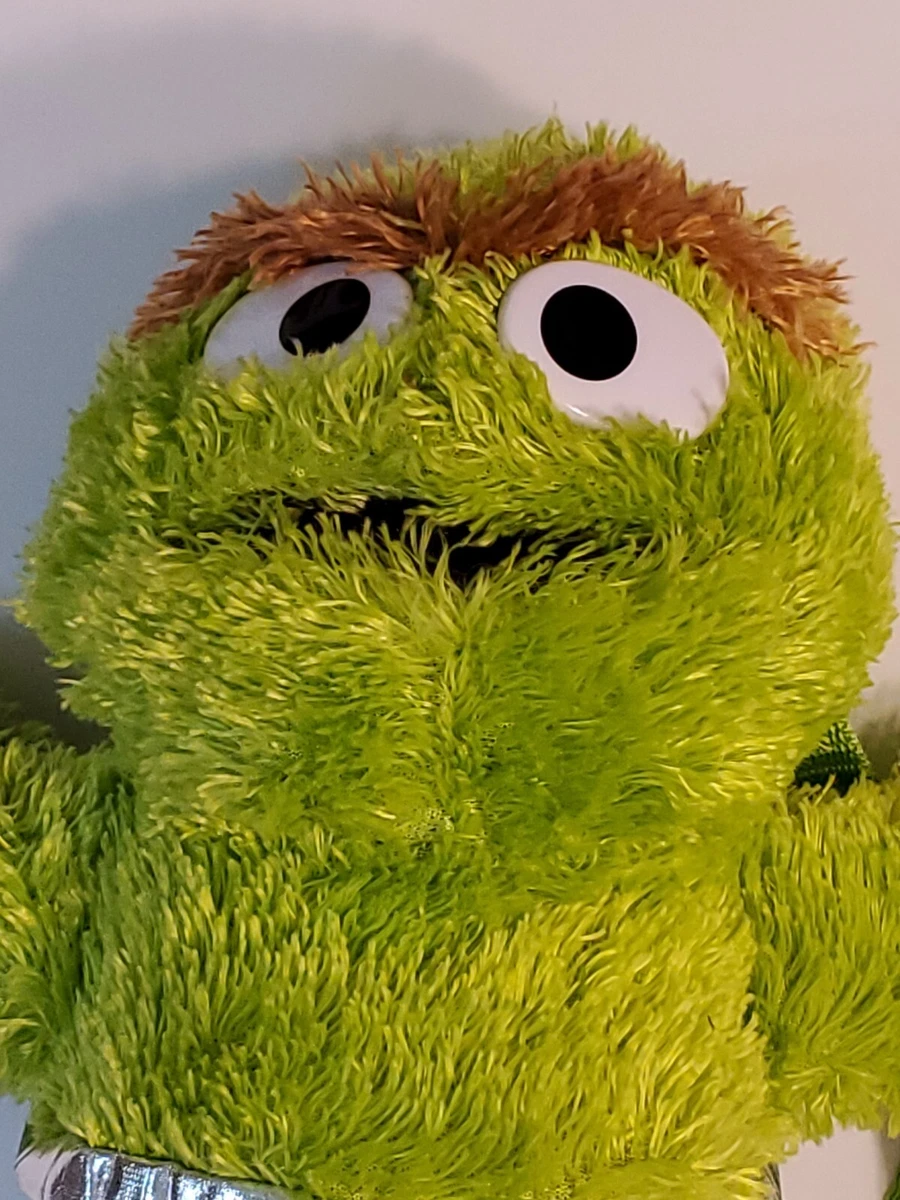 Oscar the top grouch backpack