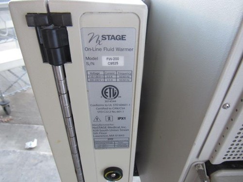 Calentador de fluidos en línea NxStage System One NX1000-1 CYC-D2E enciende para piezas - Imagen 7 de 16
