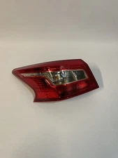 Labwork Outer Driver Left Side Tail Light Brake Lamp For 2016-2018 Nissan Sentra