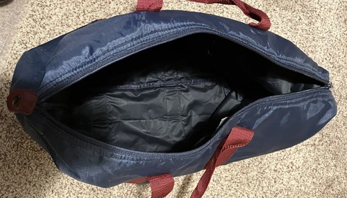 Oscar De La Renta Fashion Tote Bag 15"WX12"HX6"D, Dark Blue, Nylon, Liner, used - Picture 6 of 13