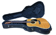 Suzuki Acoustic Guitar W/hard Case - Model Ad312s