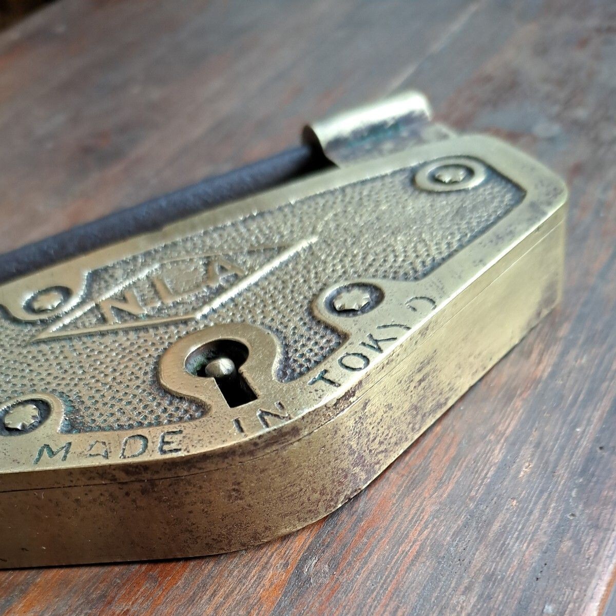 Vintage Simple karakuri trick lock Japanese iron puzzle lock kura