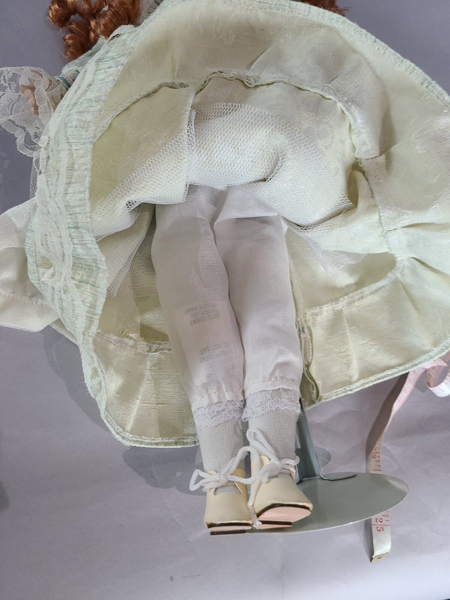 PORCELAIN COUNTRY STYLE DOLL ♡ 17.5