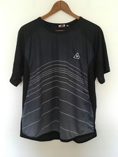 Le Coq Sportif Mens T-Shirt Sz M Reactive Technology Rooster Logo Polyester