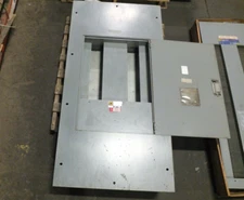 SQUARE D - CAT# 2364-8 - 800 A - 600 V - MAIN LUG PANEL # 181