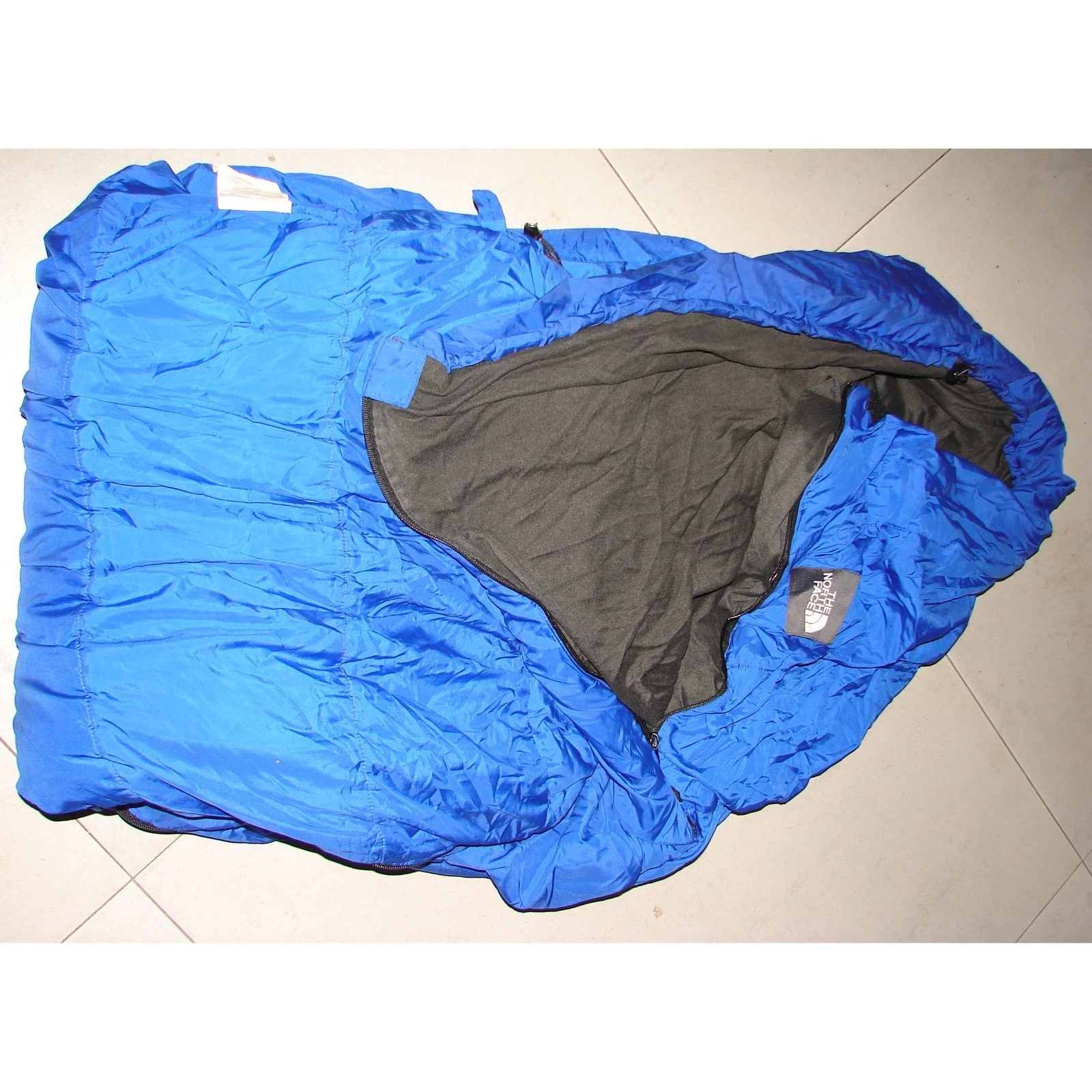 The North Face Mummy Style Sleeping Bag RN 61661 CA 30516 Synthetic 67" long