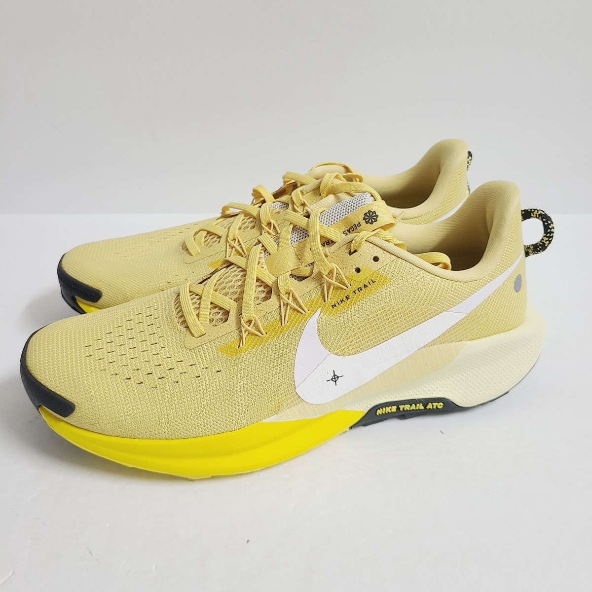 Nike Pegasus Trail 5 Trail Running Shoes DV3864-700 Size 15 Saturn