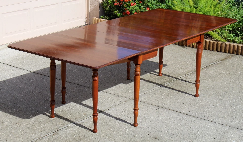 Mesa de comedor vintage Pennsylvania House hoja caída con extensiones - caoba Foto 4 de 4