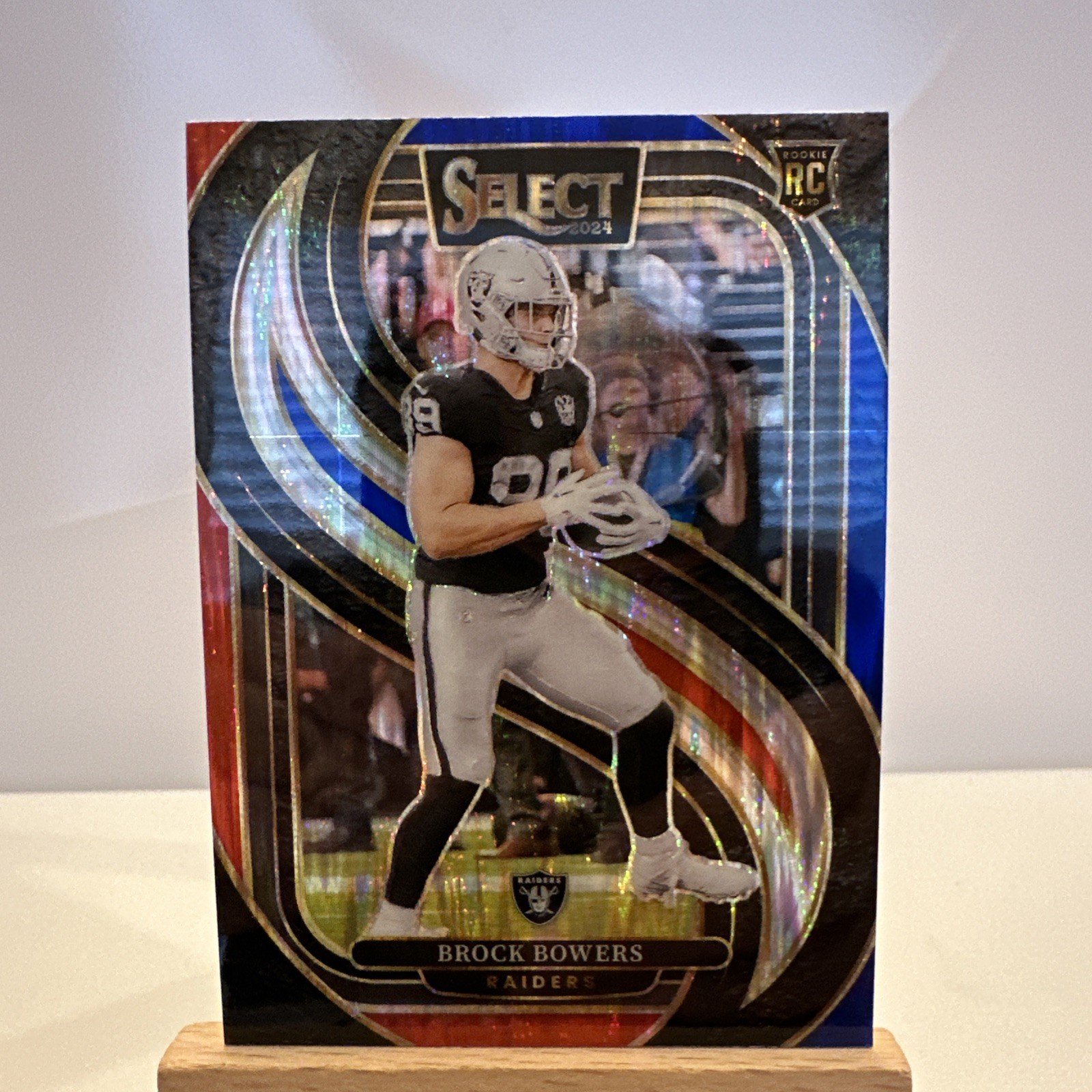 2024 Select Brock Bowers Rookie Premier Level Red/White/Blue Shock Prizm 