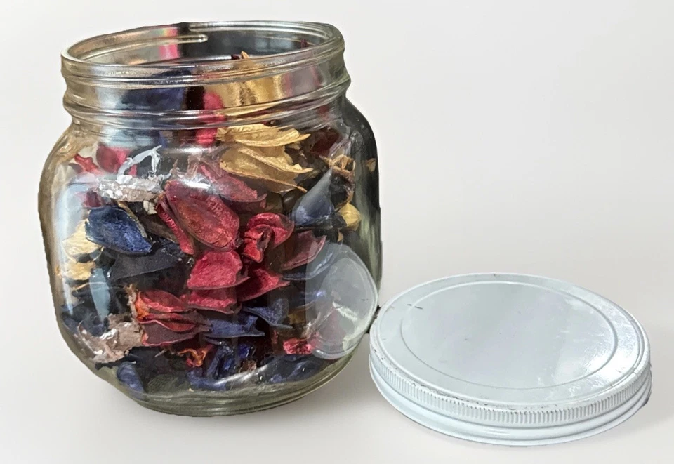 VTG Large Glass Jar & Lid Filled W/ Vintage Red White Blue Potpourri (No Smell) - Image 4 of 4