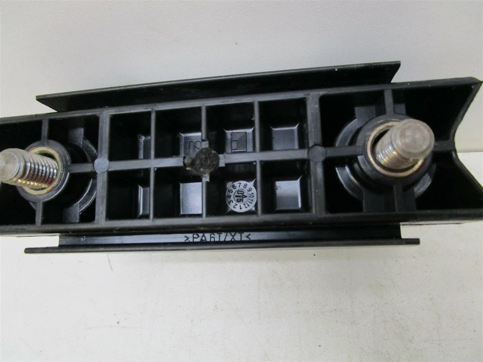 Soporte aislante/aislante Rittal BussBar de 5-3/4" de ancho X 2" X 3-1/8" elevador Foto 4 de 4