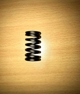Ford mondeo mk5 high pressure fuel pump Spring - Image 1 of 2