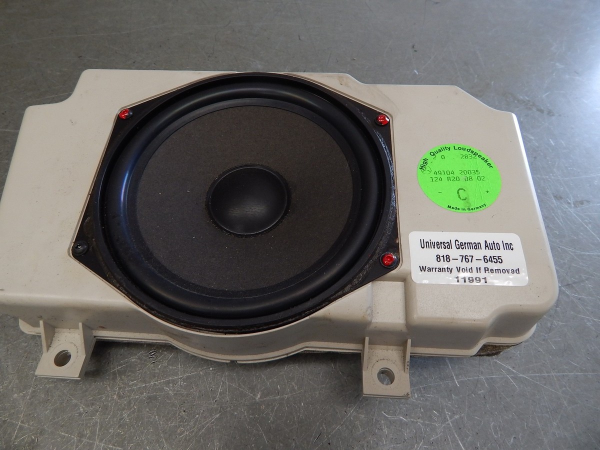W124 300CE E320 COUPE WOOFER DOOR SPEAKER RIGHT FRONT 1248202202