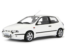 LAUDORACING-MODELS 1:18 Fiat Bravo 2.0 HGT 1995 LM212B