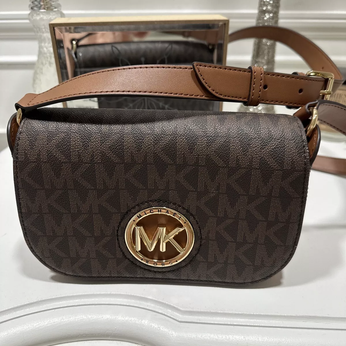 NWT MICHAEL KORS Samira Small Messenger Bag 258