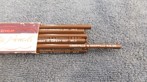 25-396 11 New NOS High Quality Louisville & Nashville Railroad Pencils Safety Da - Bild 5 von 6