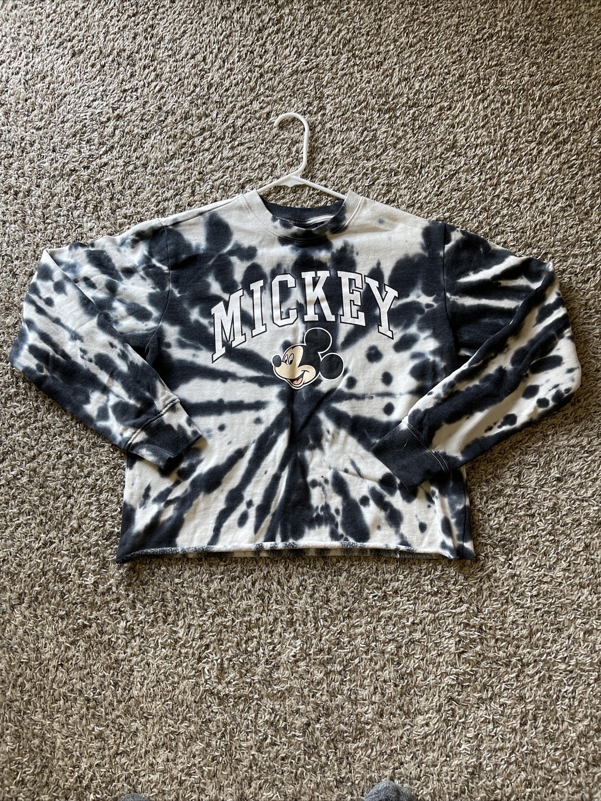 Picture 1 of 11