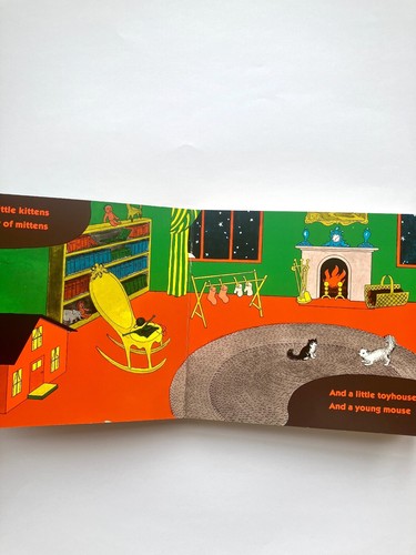Goodnight Moon First board book edition. 1991. American printing. Children's - Picture 3 of 3