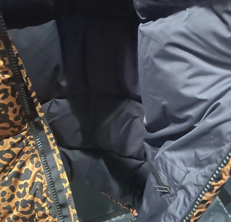 Size L Vetements Logo Limited Edition Leopard Puffer Jacket Coat Unisex - product detail image 5