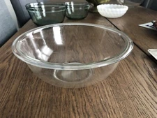 Pyrex 325 Clear Mixing Bowl 2.5 Liter Nesting
