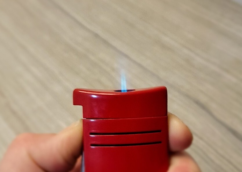 S.T. Dupont X.tend MaxiJet Red Chrome Torch Lighter 020138N S.T. Dupont X.tend MaxiJet Red Chrome Torch Lighter 020138N