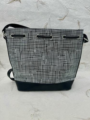 VTG Mary Kay Exclusive Crossbody Bag Black White Bow Drawstring Accent NWOT - Picture 5 of 19