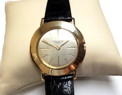 Gentleman's 18k Yellow Gold Patek Philippe Calatrava Disco Volante Wristwatch