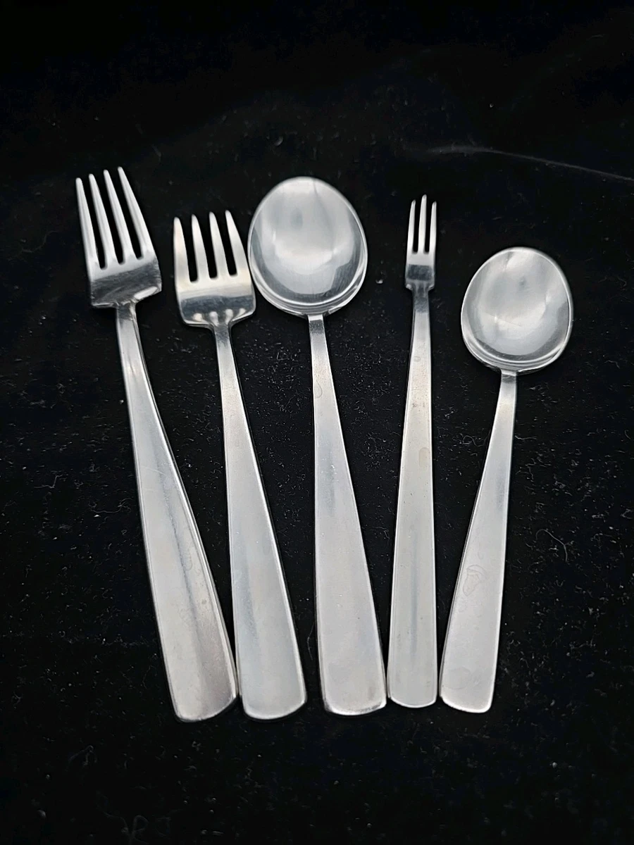 Focus de Luxe table knife from Gense