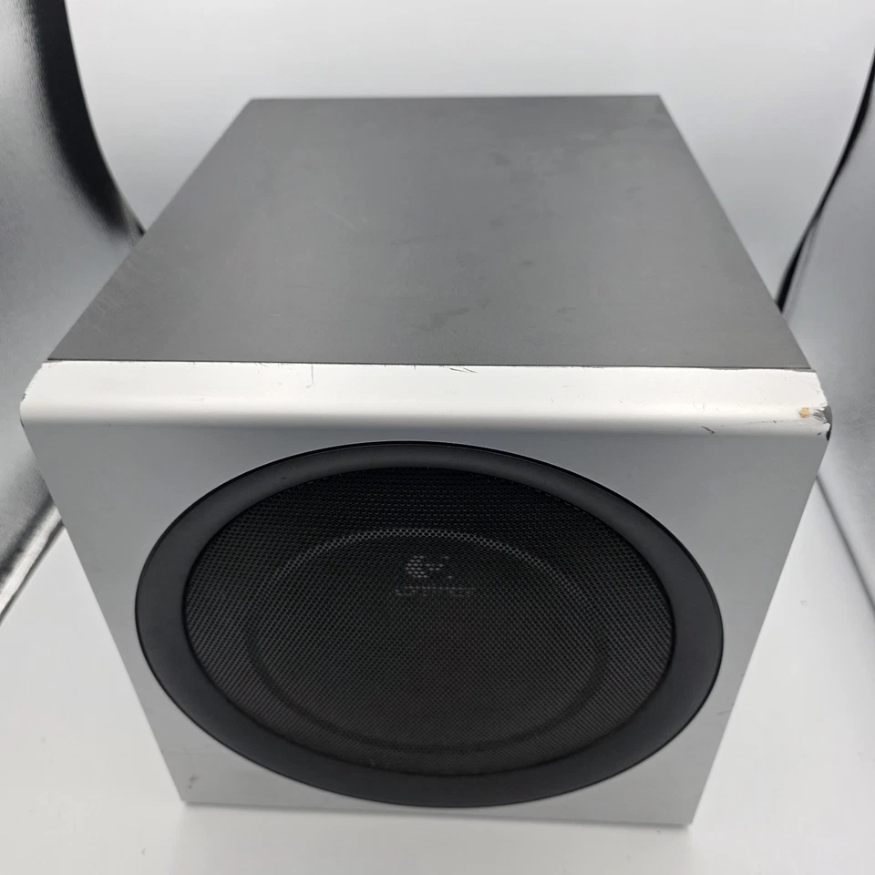 Logitech Z-2300 THX Powered Subwoofer Missing Controller PC Multimedia  - Image 2 of 4