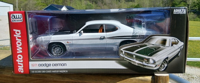 Auto World 1/18 American Muscle 1971 Dodge Demon Ltd Ed White