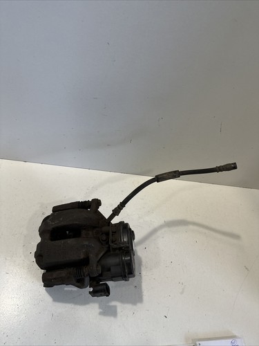 BMW F10 F11 Bremssattel hinten rechts 32345699 Original 530Xd Limousine 2012