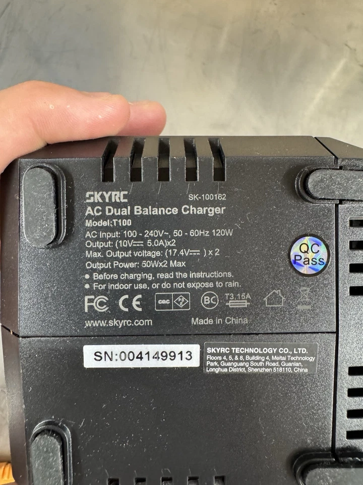 SkyRC T100 Ladegerät Dual Charger 240VAC 0.1-5A 2x50W 100162-02 - Bild 3 von 4