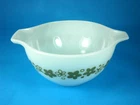 Vintage Pyrex #441 Spring Blossom Cinderella Mixing Bowl - VERY NICE