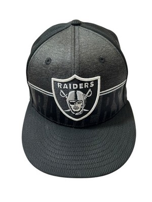 LAS VEGAS RAIDERS NEW ERA 9FIFTY SNAPBACK HAT BLACK & SILVER NFL SPELLOUT OSFM