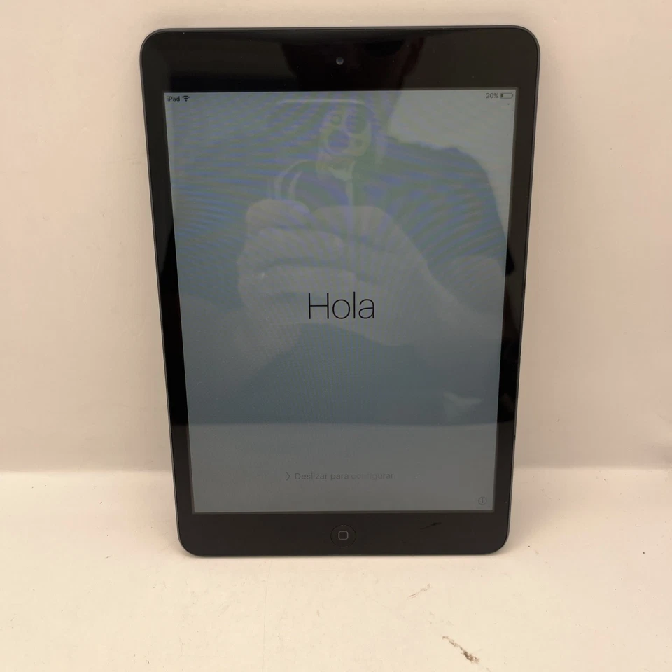 Apple iPad mini 1st Gen. Cellular, 7.9 Inches  - Image 2 of 4