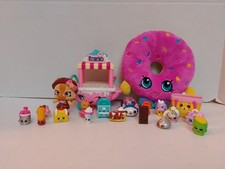 20 Shopkins Mixed Seasons 1 Cutie Car, 1 Plush, Kitty Crumbles  Ice Cream Cart
