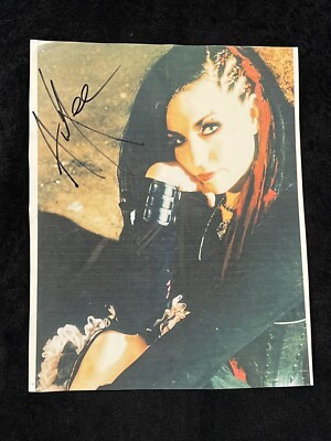 Amy Lee Evanescence Signed 8X10 Photo. Signed 2007