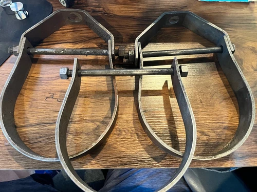 (QTY 2-1/2) Clevis 6" Pipe Hangers