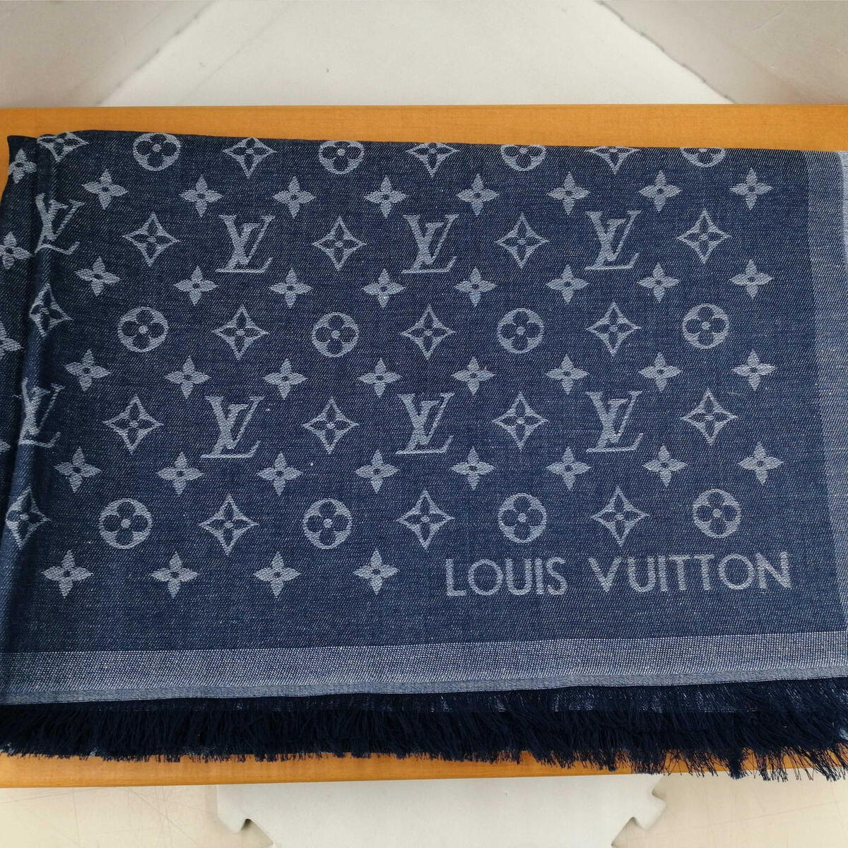 LOUIS VUITTON Scarf Shawl Denim Blue M71376 Monogram LV Logo LOUIS VUITTON Scarf Shawl Denim Blue M71376 Monogram LV Logo