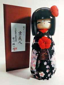 bambole kokeshi