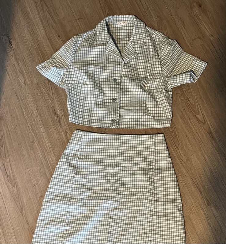Rare Brandy Melville Plaid Vivian top & Cara Mini Skirt Set