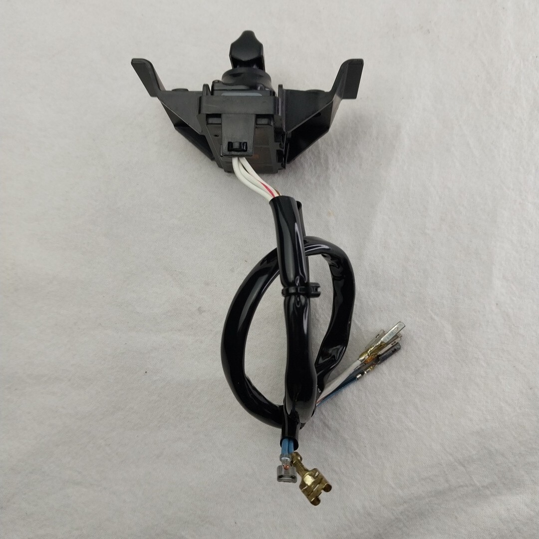 Harley Davidson Genuine Switchpack Switch RH 71500088a for sale 