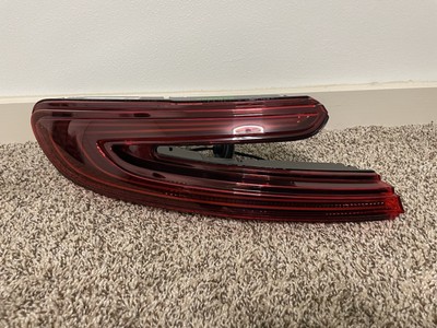 Red Rear Left Tail Light Lamp Assembly HY53-13405-BD Aston Martin DB11 Brand New